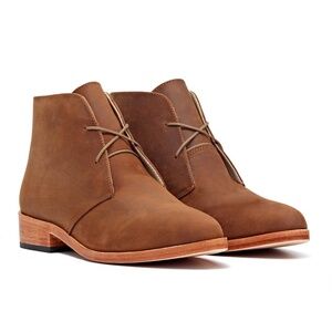 Nisolo Isa Boot in Oak Size 8.5
